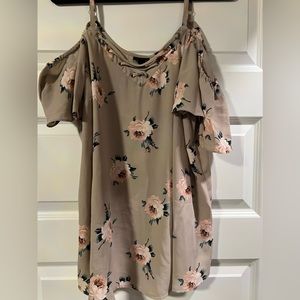 Open shoulder Torrid Top